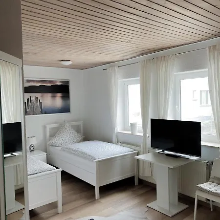 Haus *